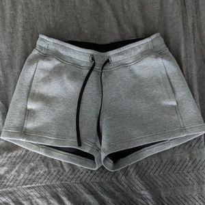 Lululemon NTS Short (3")